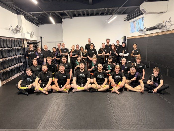 WHAT TO EXPECT ON YOUR FIRST KICKBOXING CLASS